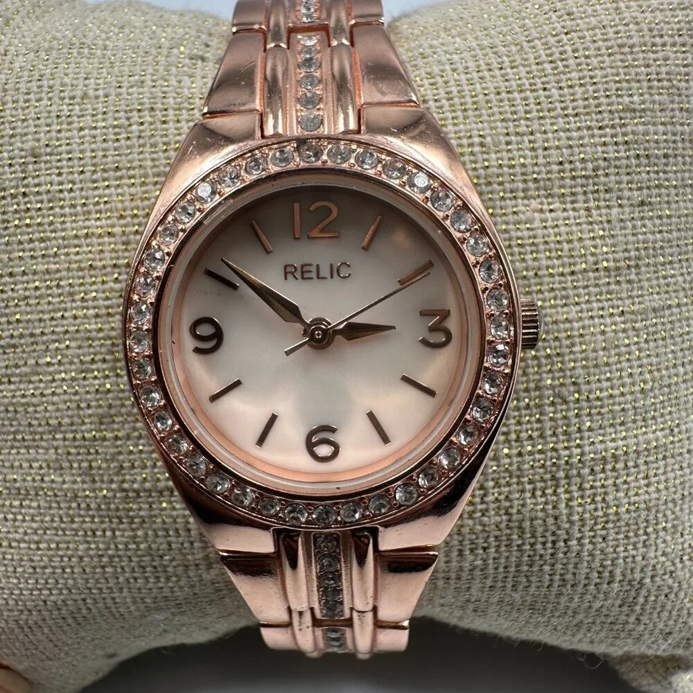 Relic Watch Women Rose Gold Tone Crystal Bezel 26MM Round New Battery 7 Inch